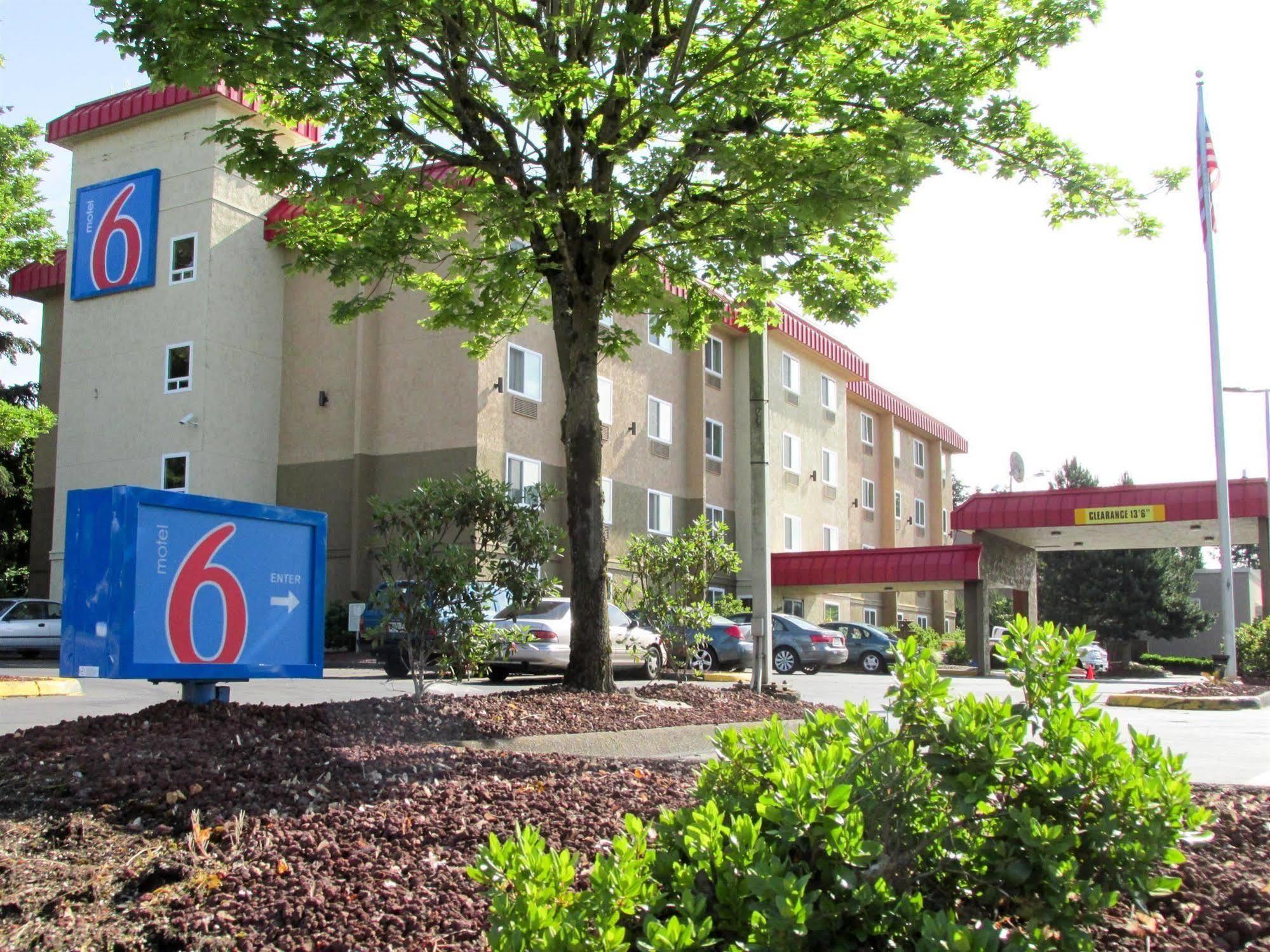 Motel 6-Wilsonville, Or - Portland エクステリア 写真