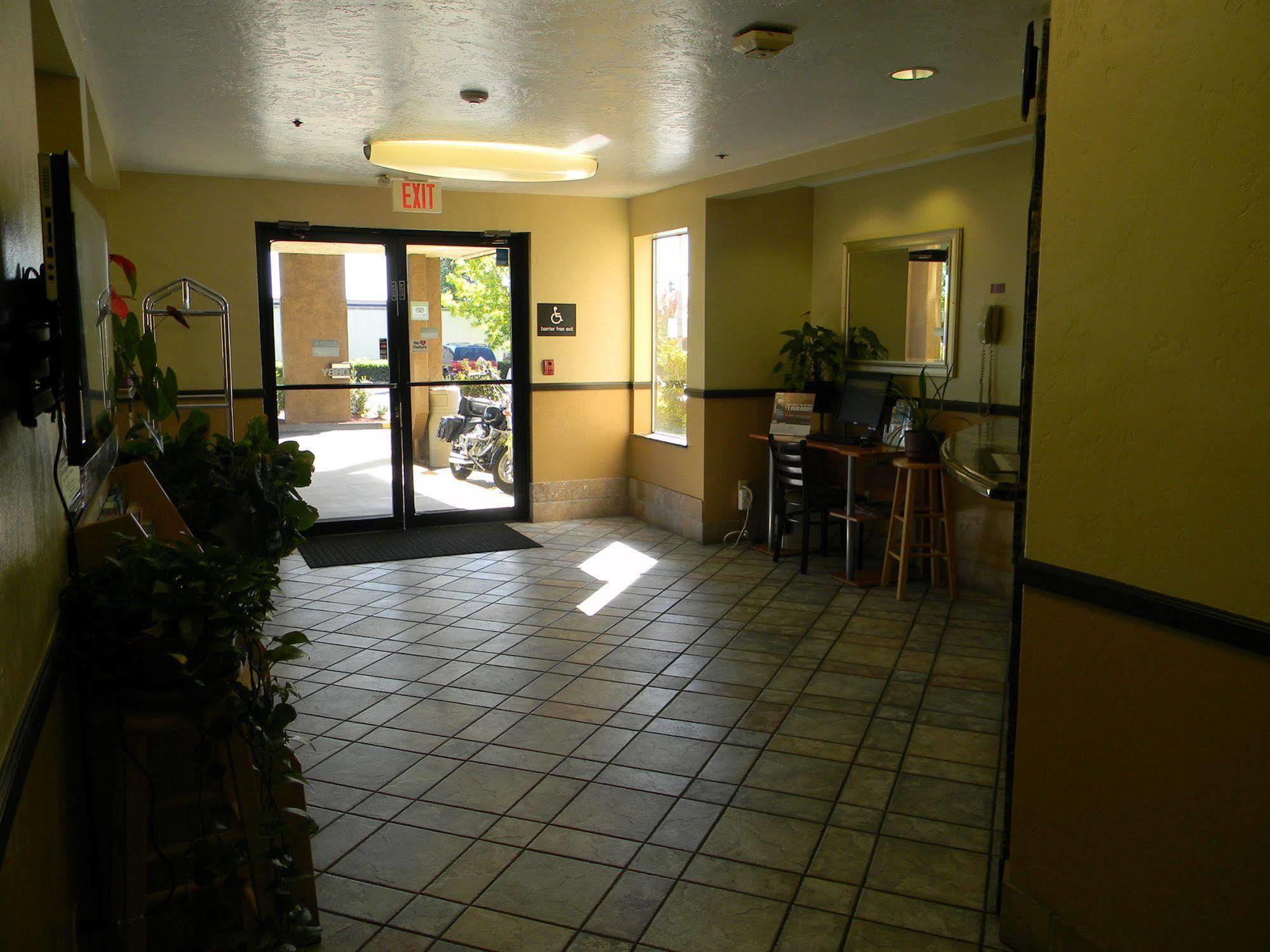 Motel 6-Wilsonville, Or - Portland エクステリア 写真
